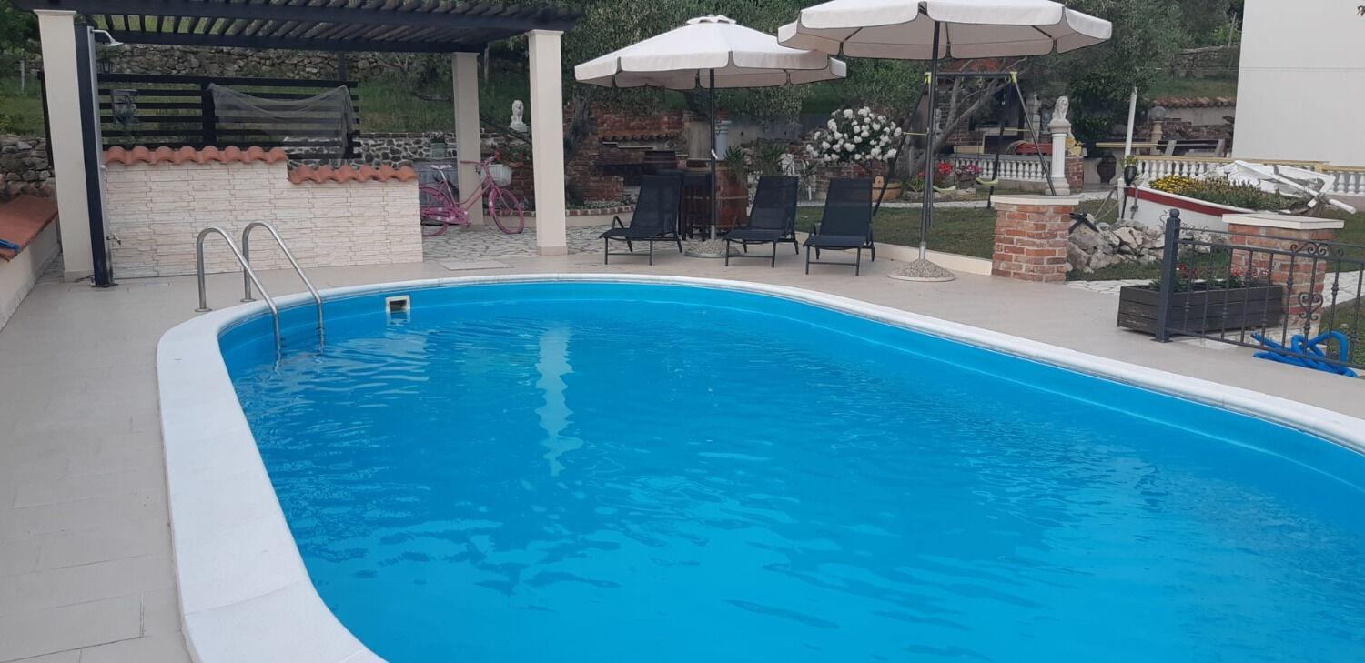 Apartments Robi- Swimming Pool And Beautiful Garden Kampor Ngoại thất bức ảnh